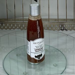 Skin& Co Roma Exfoliating Body Gel.